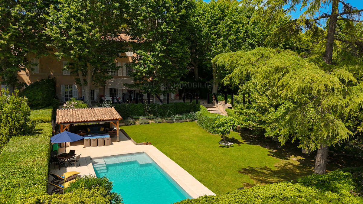 Maison à AIX-EN-PROVENCE