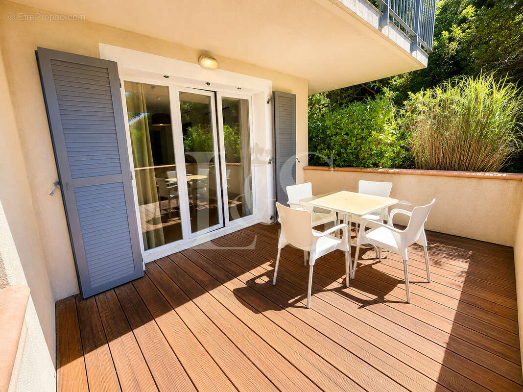 Appartement à MALAUCENE