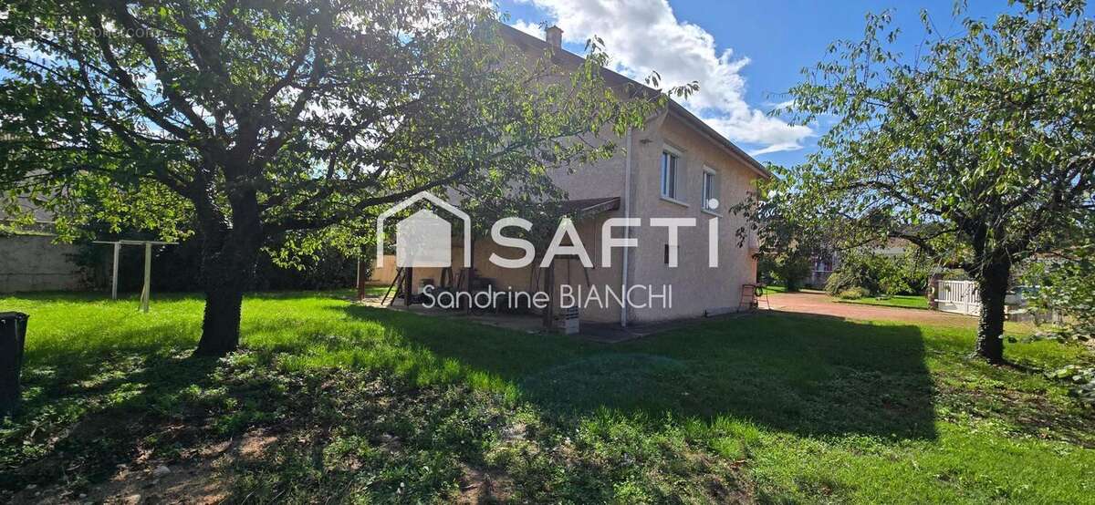 Photo 3 - Maison à SAINT-BONNET-DE-MURE