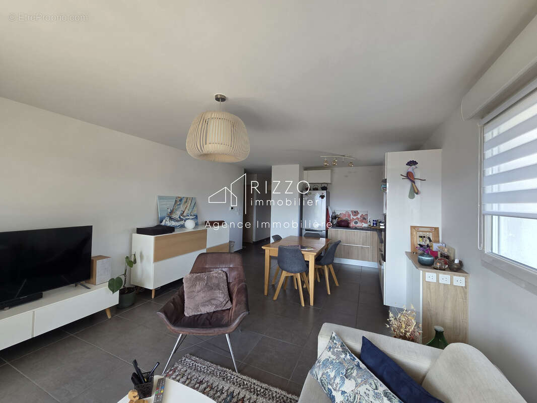 Appartement T3 avec terrasse sur Poisy - photo 2