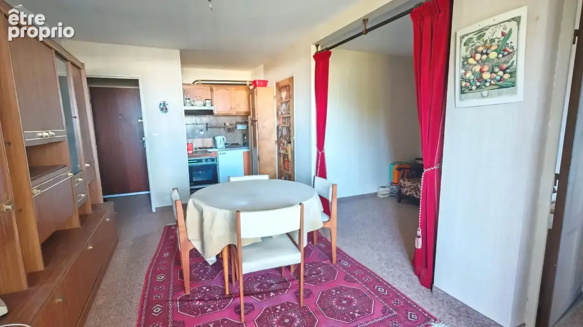 Appartement avec grande loggia Proche commerces, plage et centre aquatique - photo 2