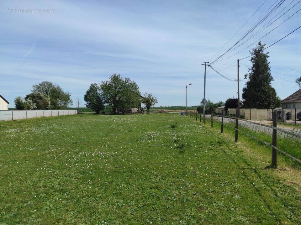 Photo Terrain à Les Andelys au prix de 45 000€