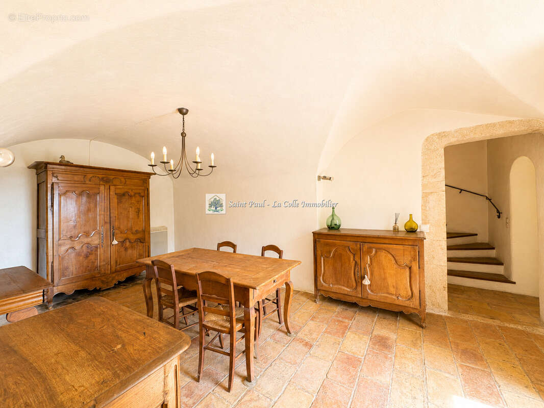 Ancien pigeonnier monastique du XVIIIᵉ siècle   Propriété de caractère sur plus de 2 hectares - photo 8