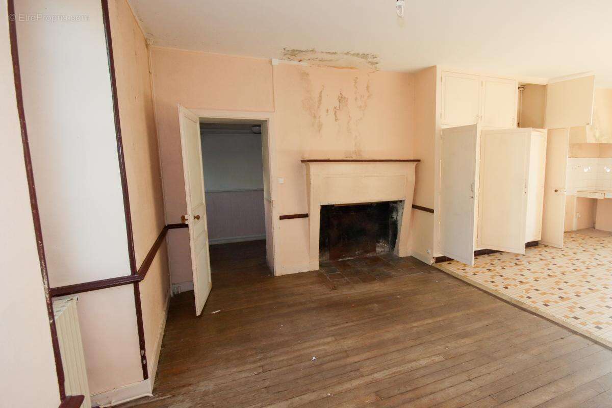 Appartement à SAINT-FRAIGNE