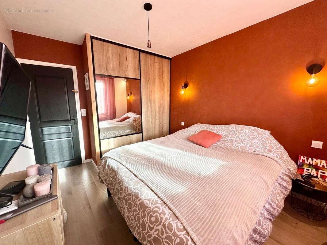 Maison à LE CHATELET-EN-BRIE