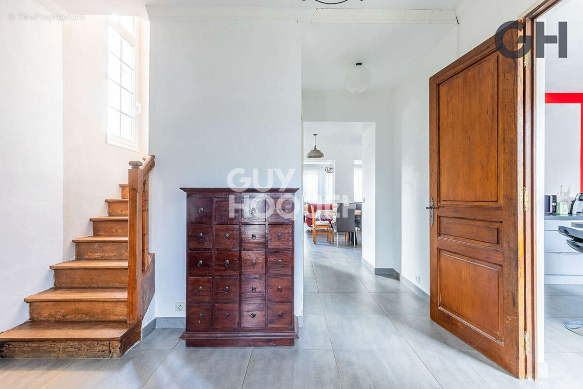 Maison à SOISY-SUR-SEINE