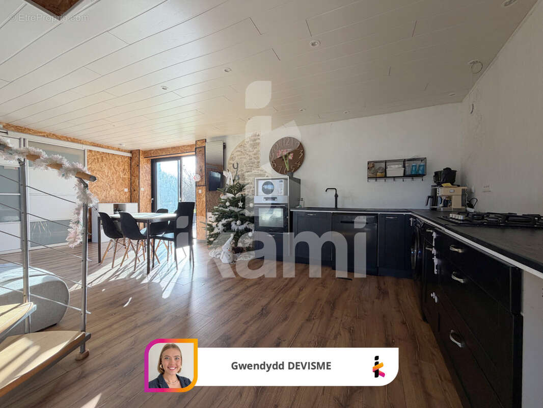 Maison à PLONEOUR-LANVERN