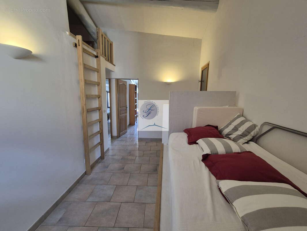 Bedoin, Mas 175m2 - 5 pièces -Terrain 3700m2, piscine - Vue exceptionnelle ! - photo 23