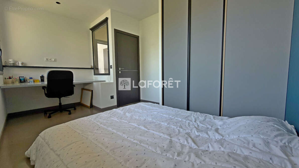 Appartement 5 pièces lumineux à vendre à Mercury - Rare sur le marché ! - photo 10