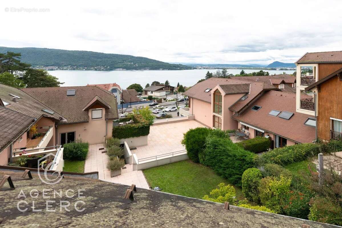 Appartement à VEYRIER-DU-LAC