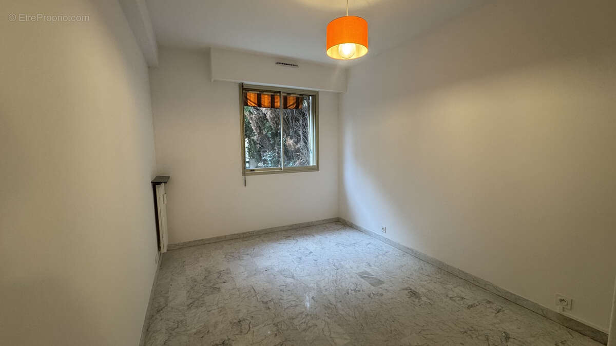 Appartement à BEAULIEU-SUR-MER