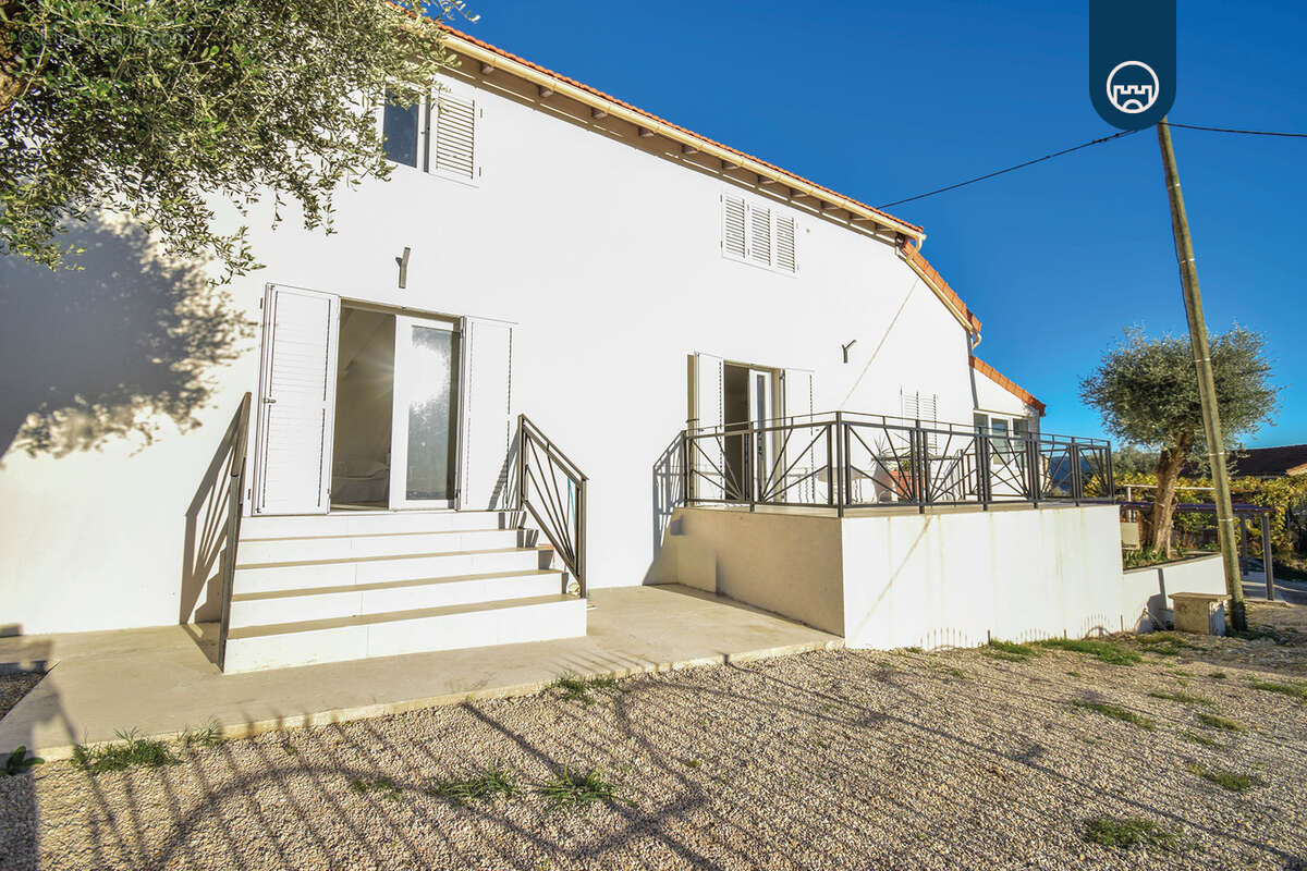 Maison à SAINT-ANDRE-DE-LA-ROCHE