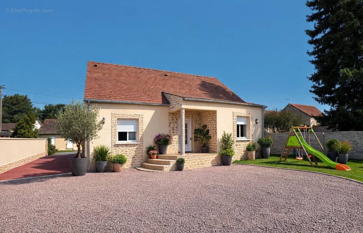 Maison à THERDONNE