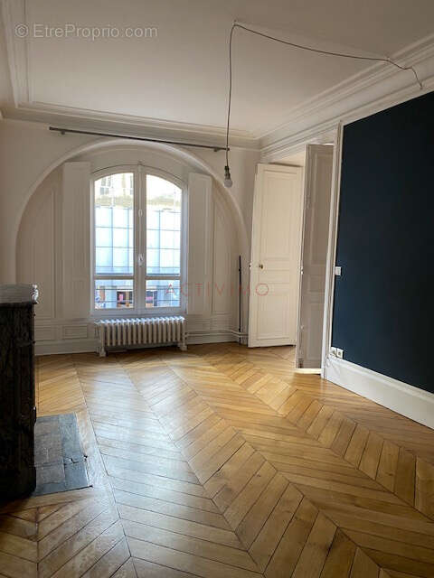 Appartement à PARIS-6E