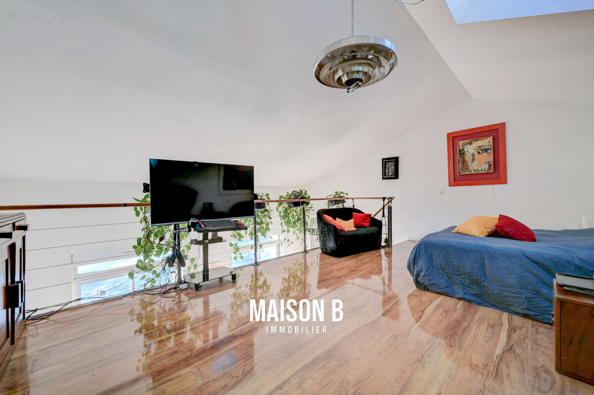 Appartement à MARSEILLE-7E