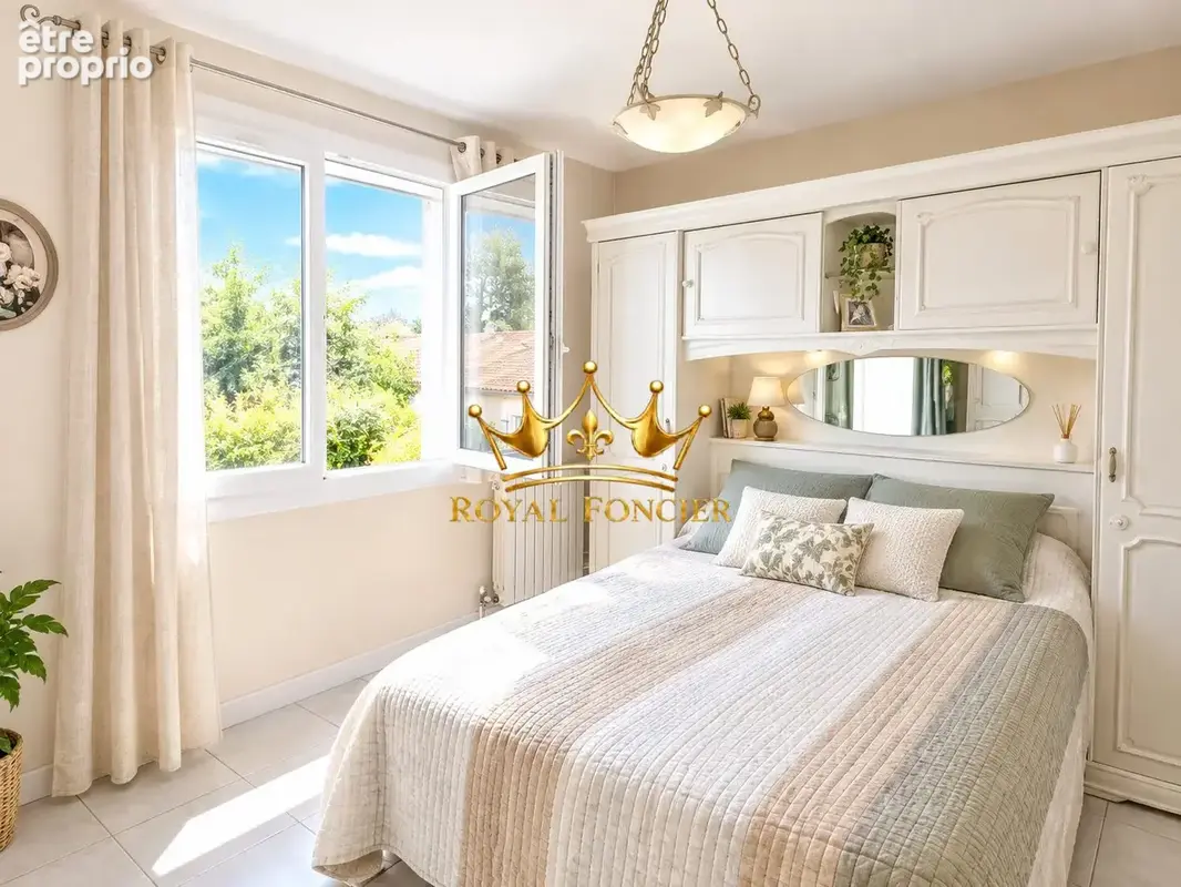 Chambre 1 avec placard