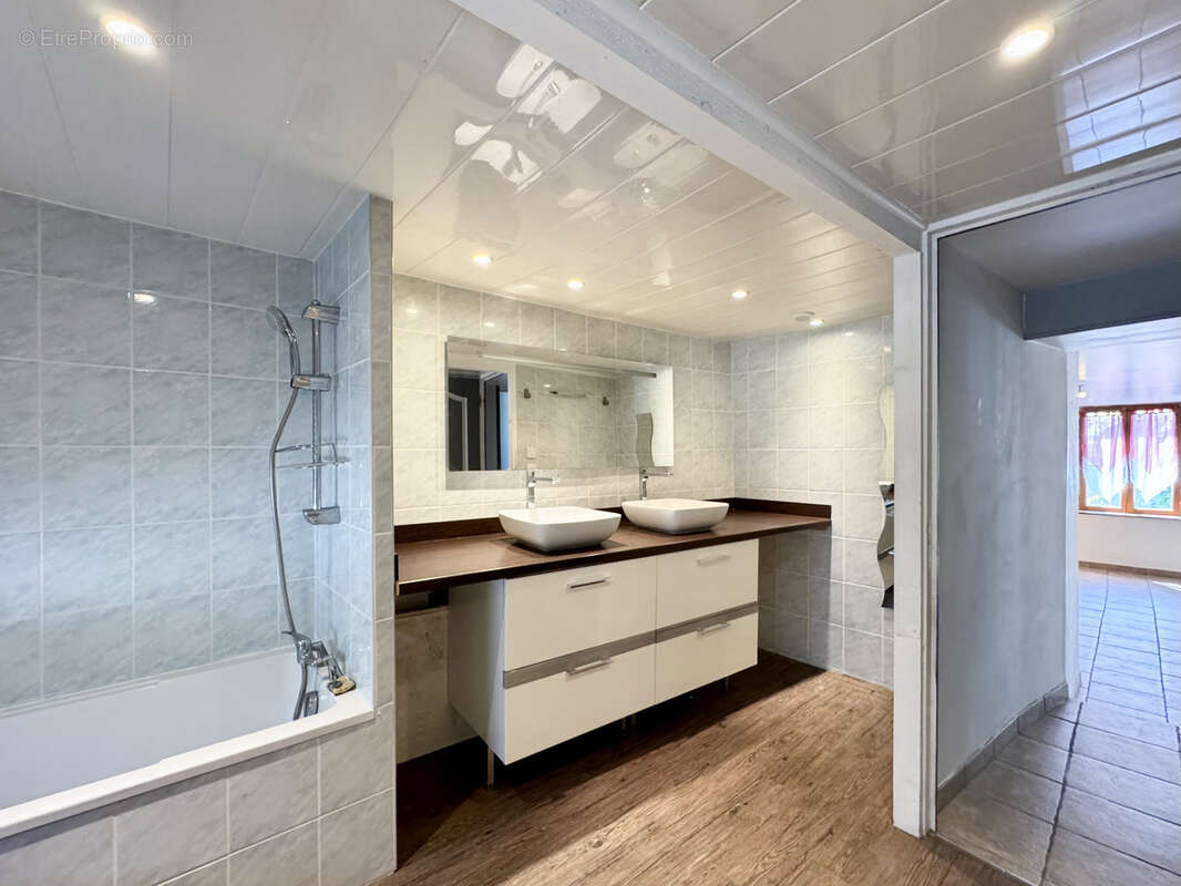 Maison à COULOMMIERS