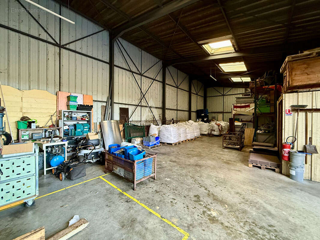 Commerce à ATHEE-SUR-CHER