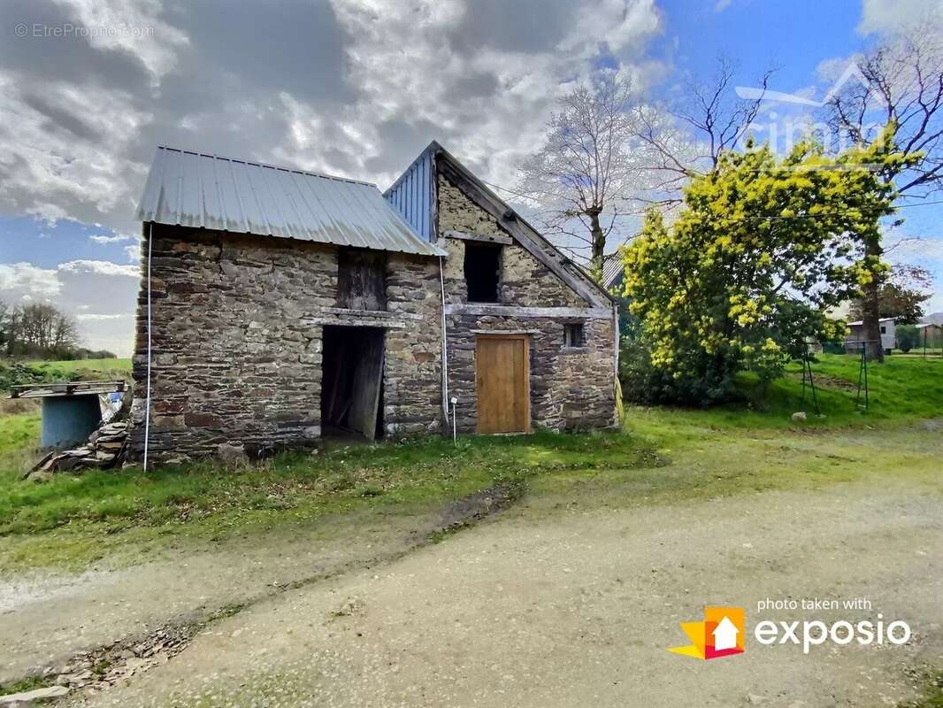 Maison à LES BRULAIS