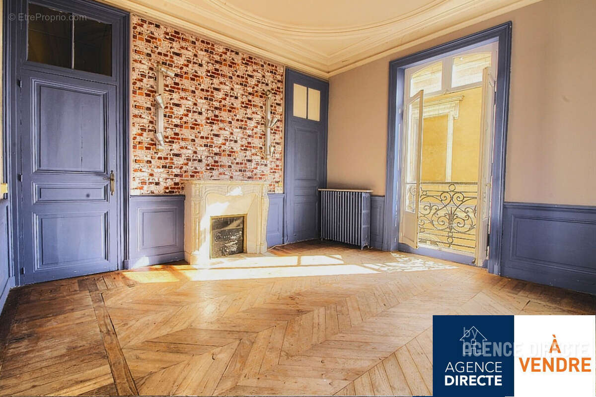 Appartement Rennes 5 pièce(s) 105 m2 - 3 Chambres - Centre Ville - photo 2
