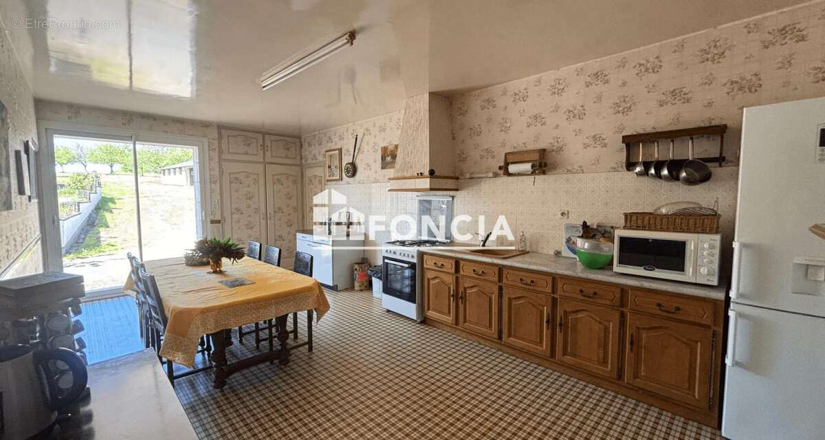 Maison à ERNEE