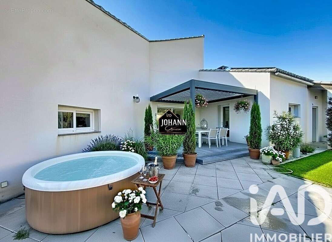 Photo 4 - Maison à VAISON-LA-ROMAINE