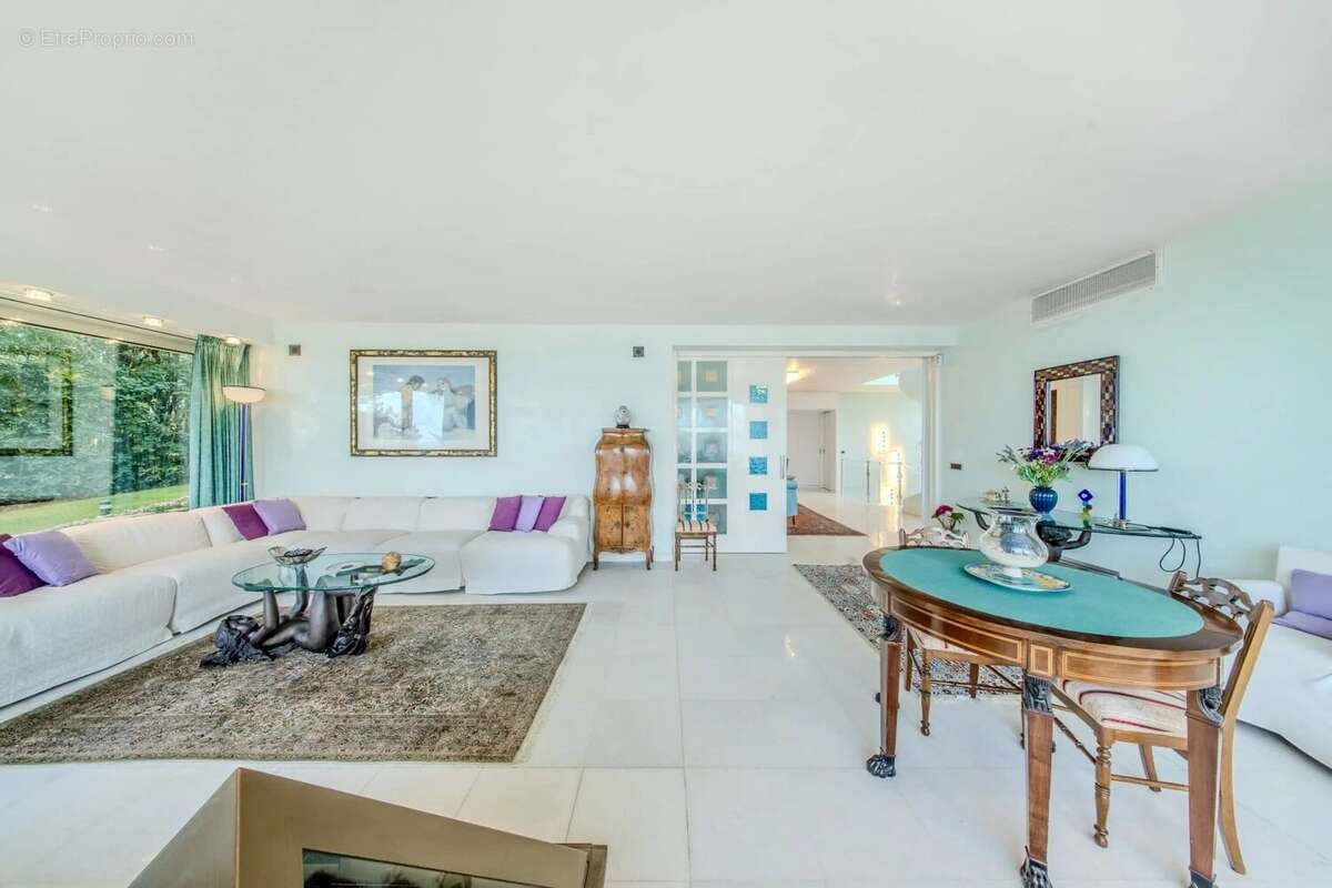 Maison à ROQUEBRUNE-CAP-MARTIN