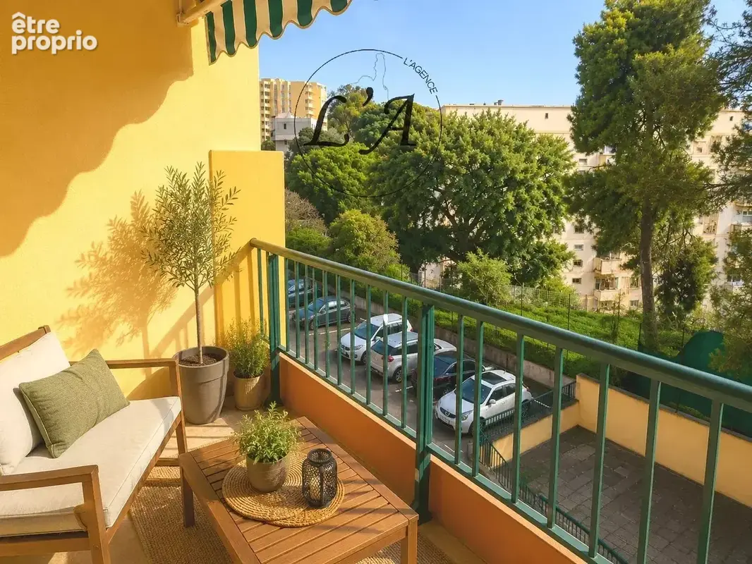 AJACCIO – Beau T2 de 58 m², terrasse et parking - photo 9