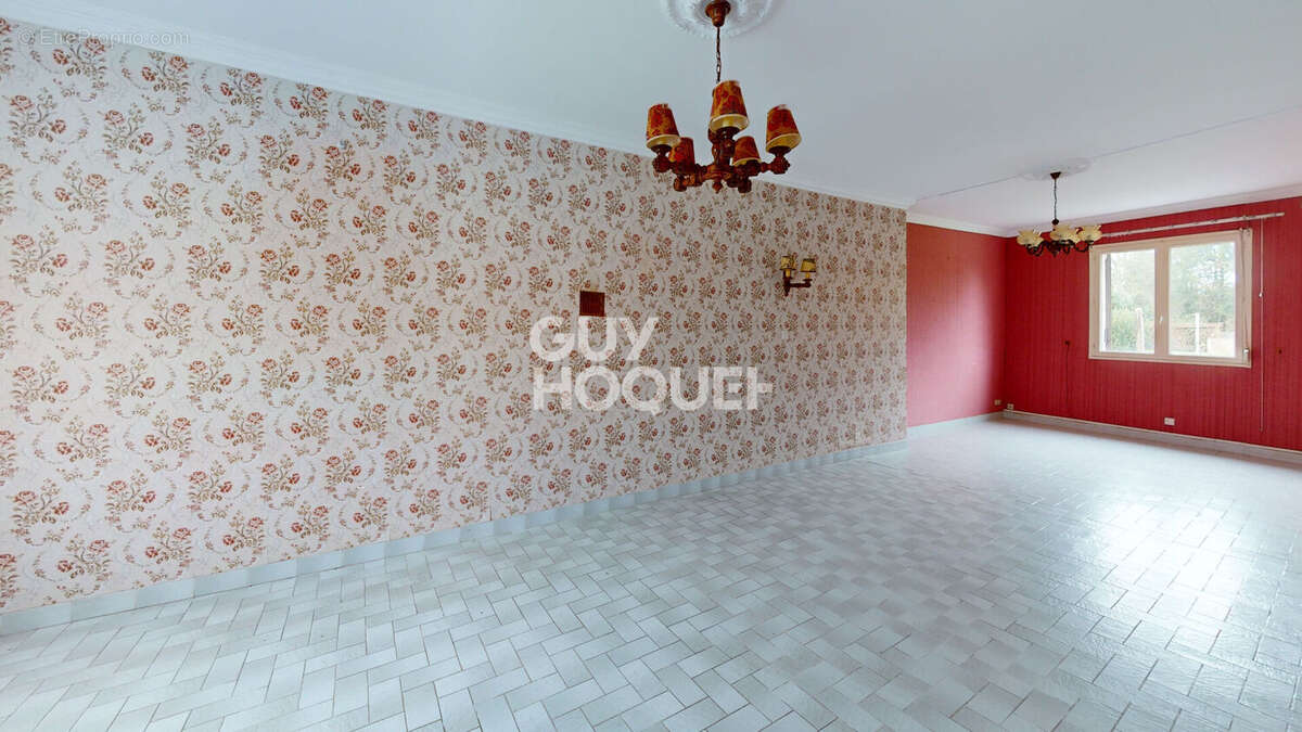 Maison à SAINT-SAMSON-SUR-RANCE