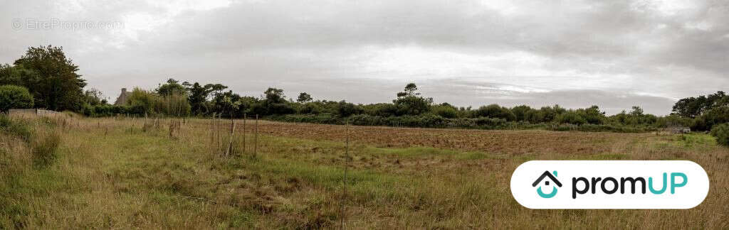 Terrain à LANDUNVEZ