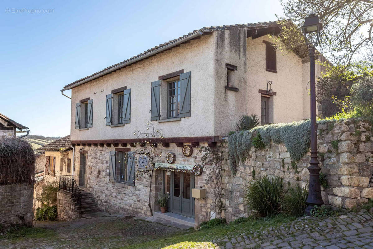 Maison à CORDES-SUR-CIEL