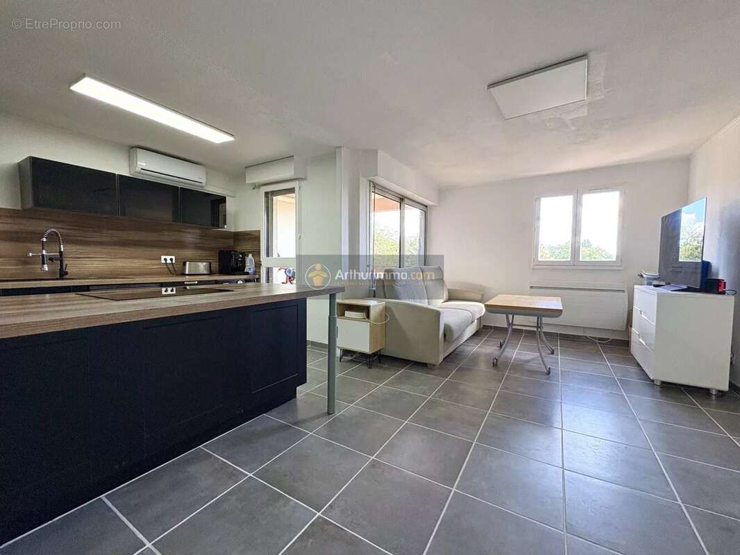 Appartement à FREJUS