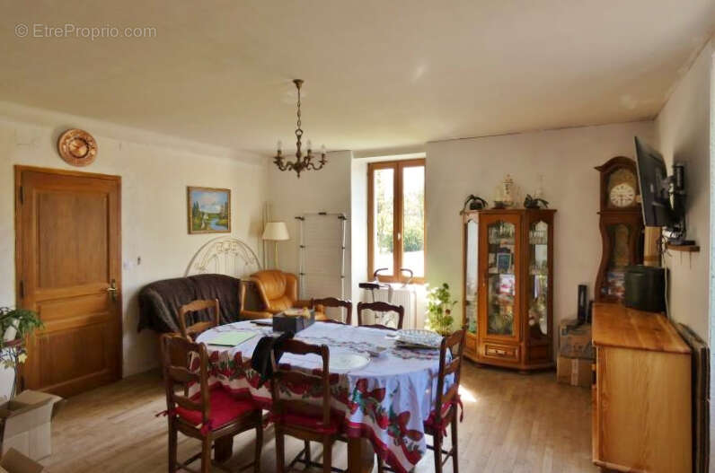 Maison ancienne en pierre à vendre - photo 8
