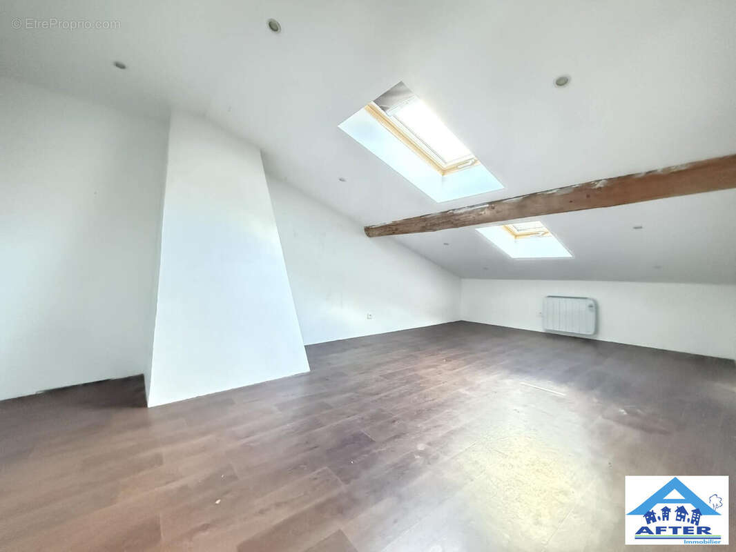 Maison à SERANVILLE