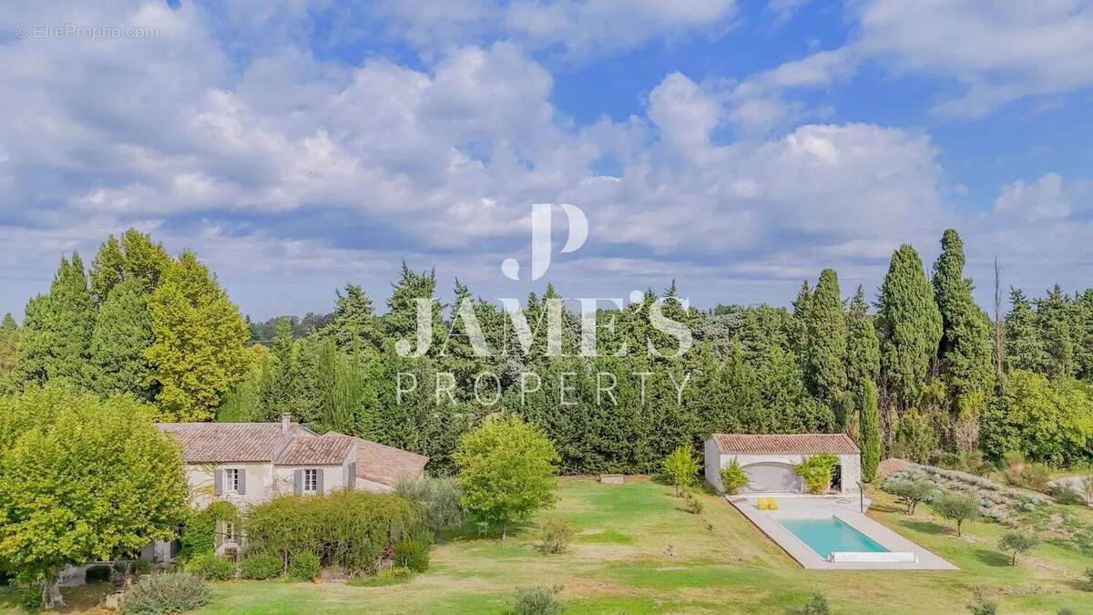 Maison à PLAN-D'ORGON