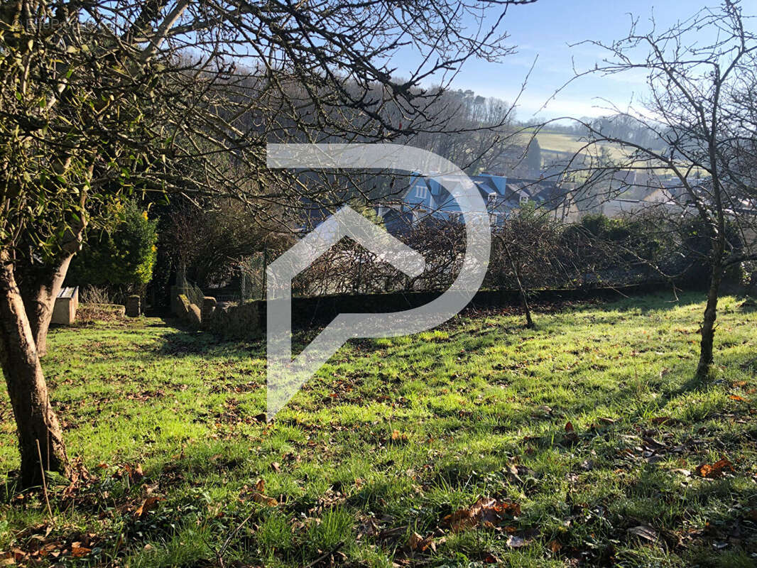 Terrain à HENNEBONT