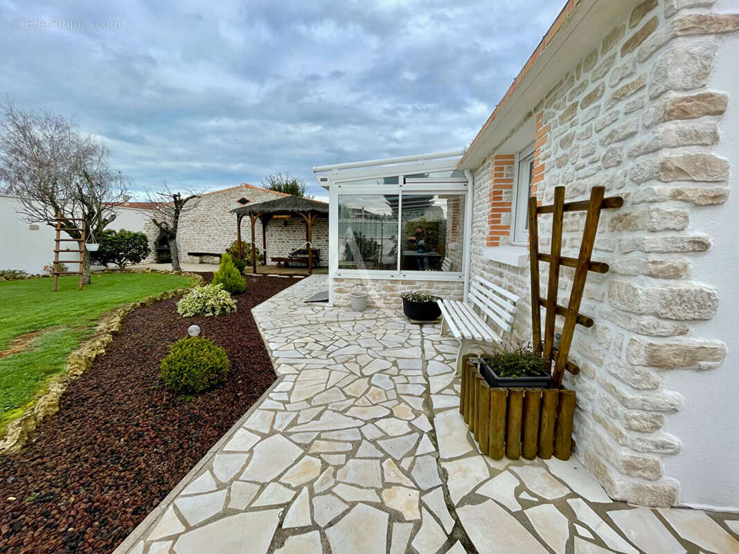 Maison à L'AIGUILLON-SUR-MER