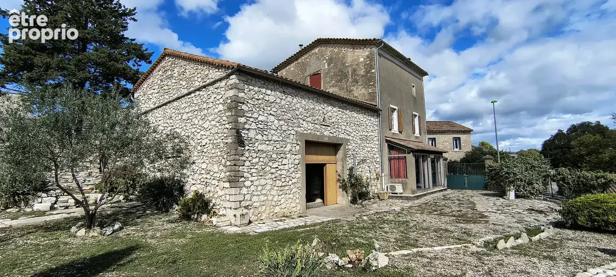 Photo Maison à Saint-Martin-De-Londres au prix de 625 000€