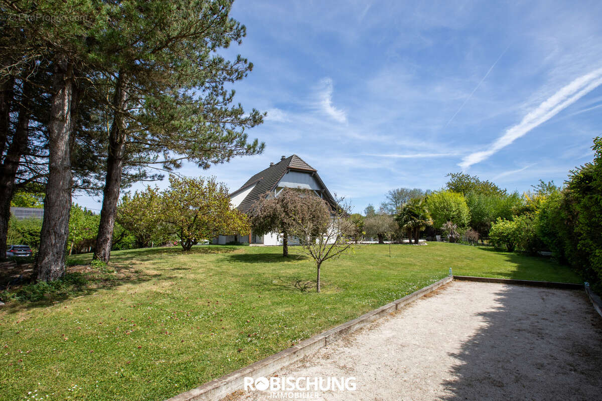 ELBACH : Maison avec piscine dans un environnement privilégié - photo 12