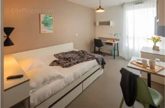 Appartement à COLOMBES