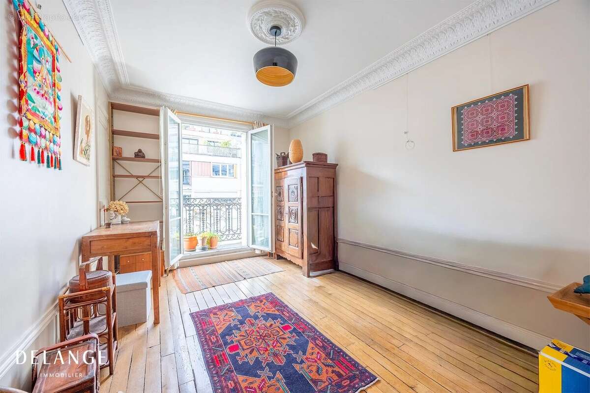Eglise Jeanne d'Arc - Superbe duplex de 145,42 m² avec balcons - photo 10