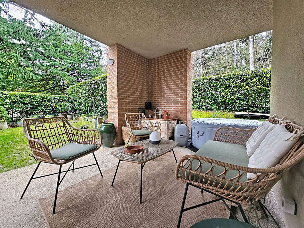 Appartement à VILLENEUVE-LES-AVIGNON