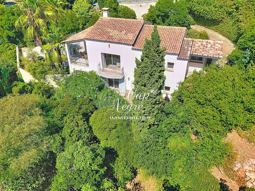 Maison à RAYOL-CANADEL-SUR-MER