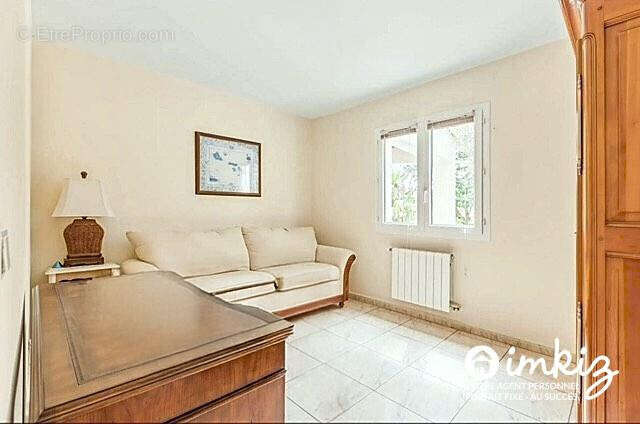 Superbe Maison Située à 10 minutes des Plages. - photo 6