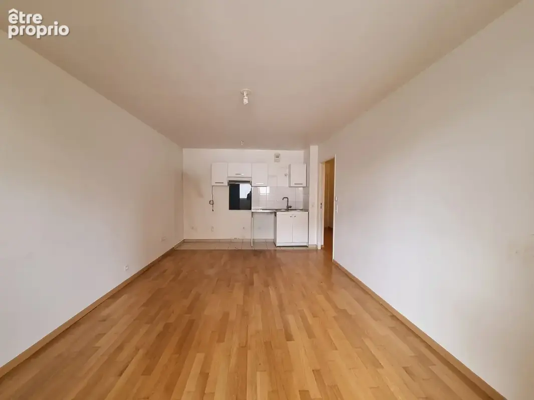 Appartement 2 pièces 42 m² à vendre à Ris-Orangis (91130) - photo 7