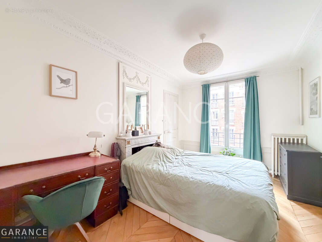 Appartement à PARIS-12E