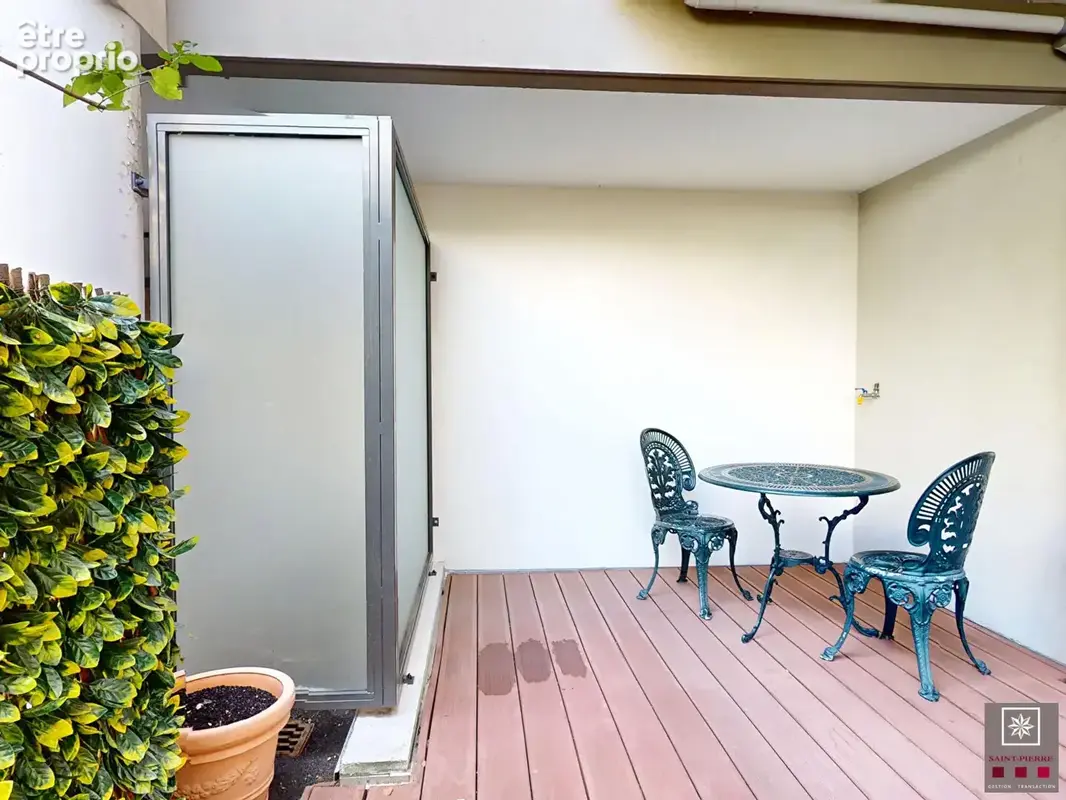VILLEURBANNE / REPUBLIQUE - Studio de 27,21 m2 avec terrasse privative - photo 4