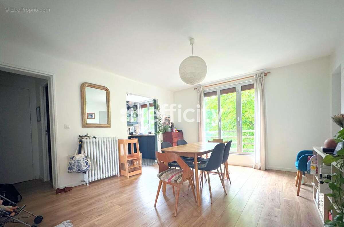 Appartement à SAINT-MAURICE