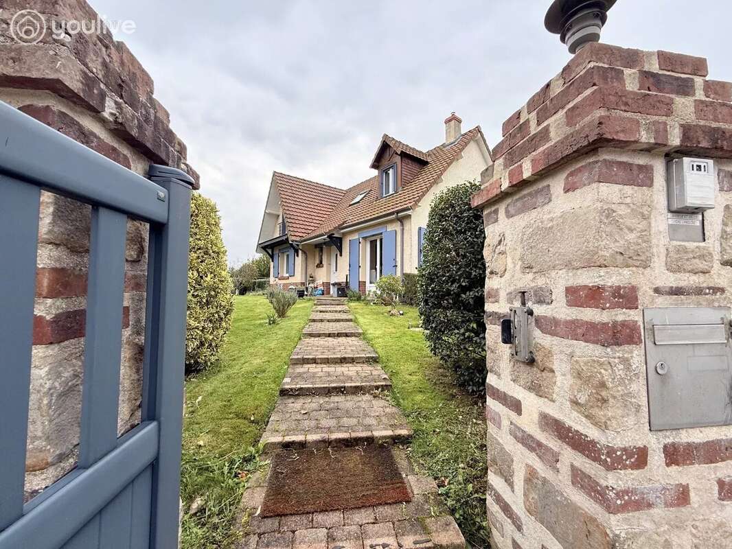 Maison à BLOSSEVILLE