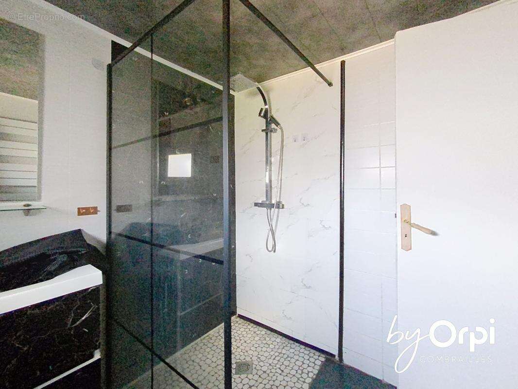 Maison à SAINT-ELOY-LES-MINES